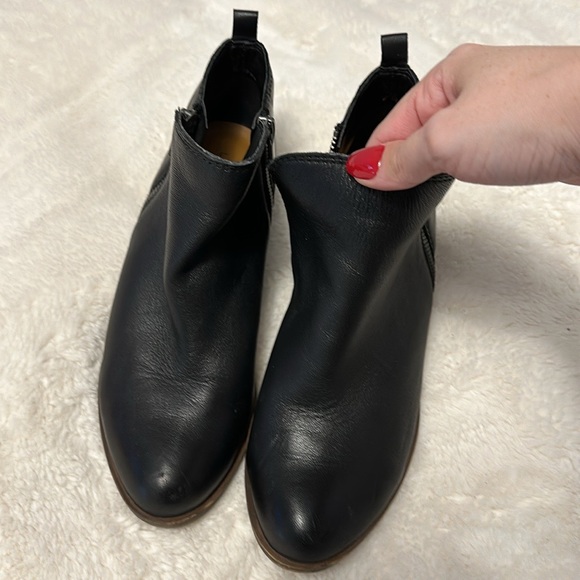 Lucky Brand Basel Leather Booties - Picture 4 of 7